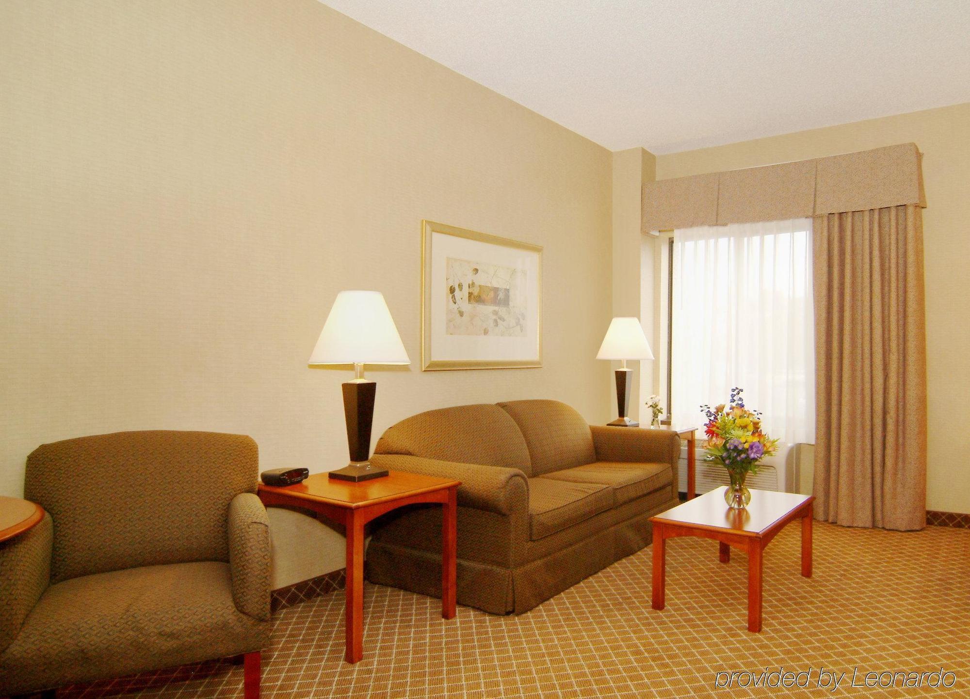 Holiday Inn Express Cedar Rapids - Collins Road By Ihg Quarto foto