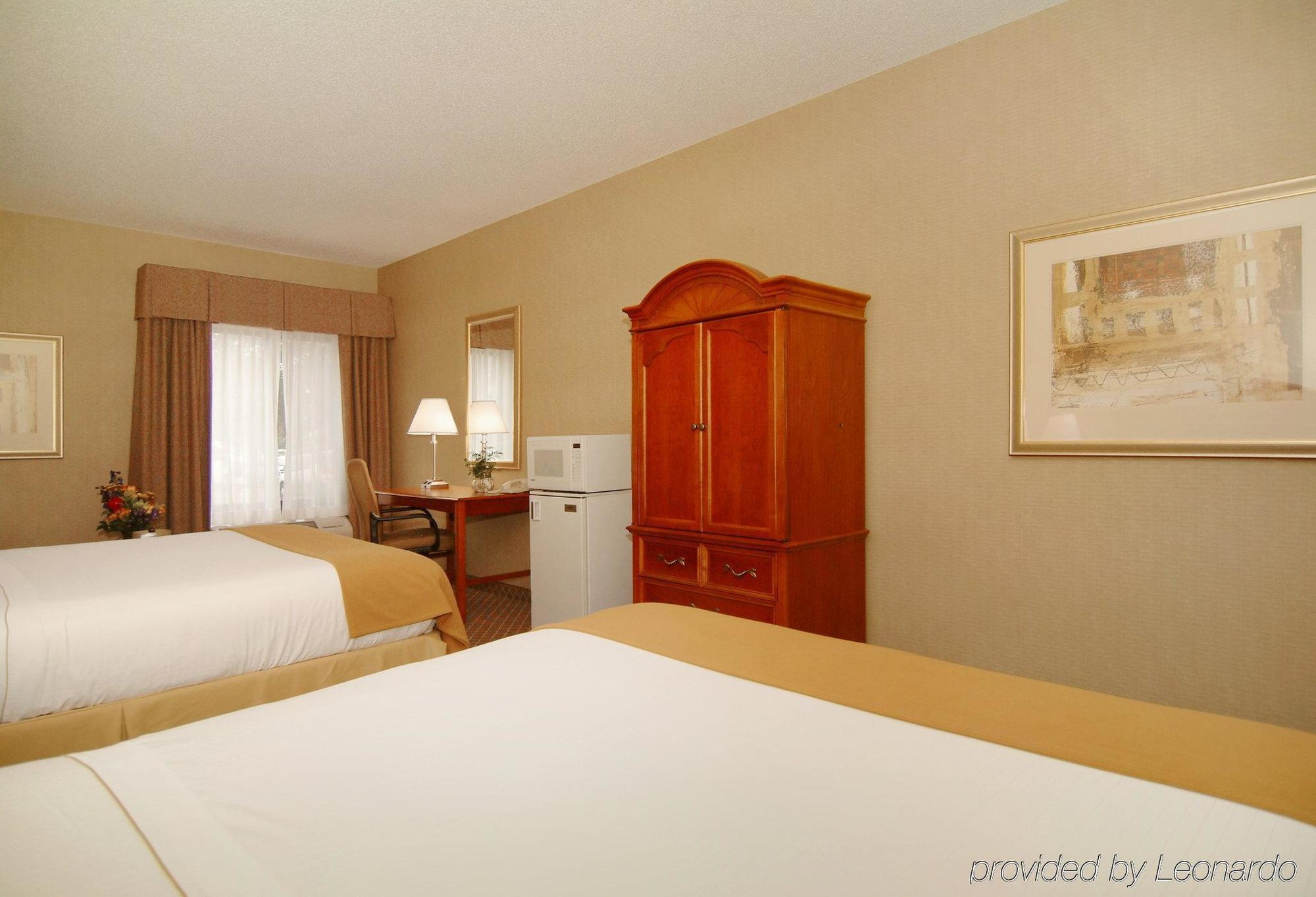 Holiday Inn Express Cedar Rapids - Collins Road By Ihg Quarto foto